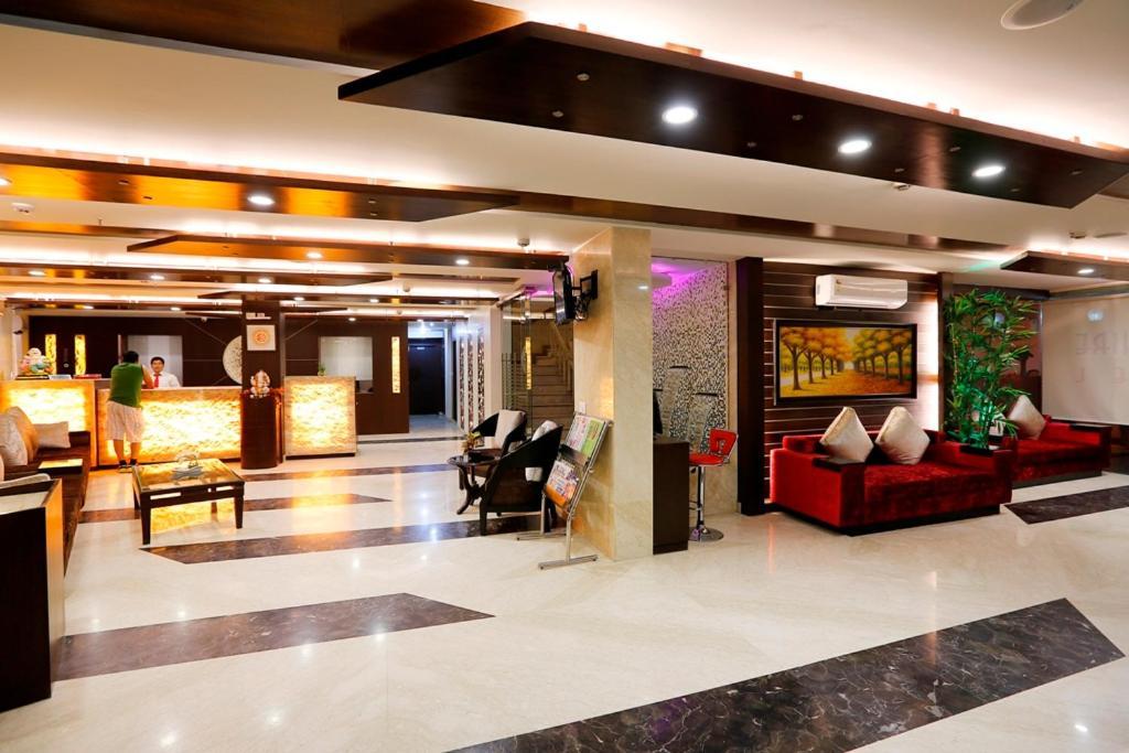 Airport La Sapphire Hotel & Restaurant Neu-Delhi Exterior foto